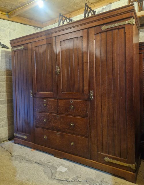 Oak Arts and Crafts Wardrobe.