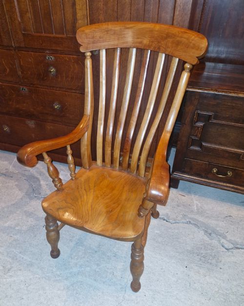 GOOD SOLID VICTORIAN WINDSOR ARMCHAIR WITH MAKERS INTIALS - ADDITIONAL PHOTO 3