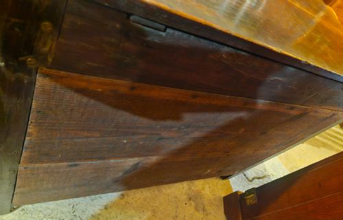 GEORGIAN PANELLED OAK MULE CHEST - ADDITIONAL PHOTO 4