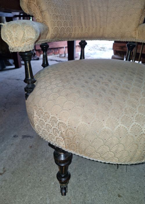 LATE VICTORIAN EBONISED TUB SEAT UPHOLSTERED BEDROOM CHAIR - ADDITIONAL PHOTO 1
