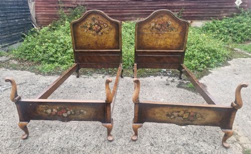 PAIR OF WALNUT SINGLE BEDS WITH PAINTED LEATHER PANELS - ADDITIONAL PHOTO 1