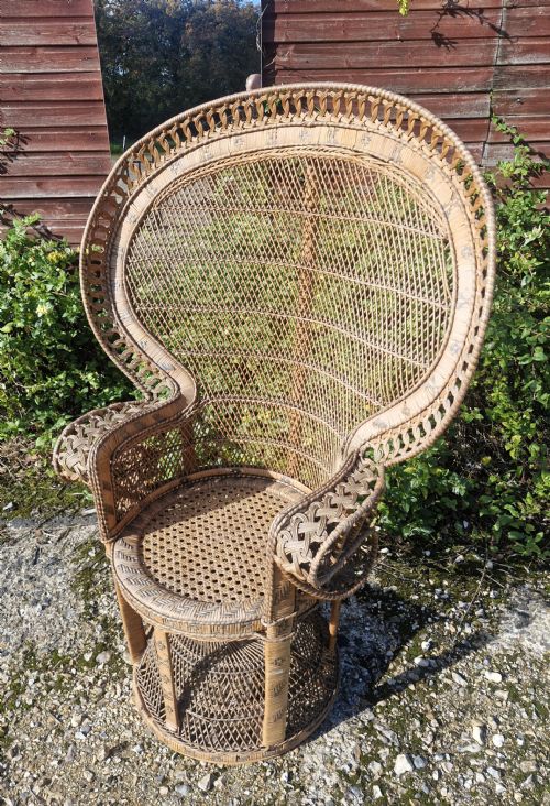 GOOD ANGLO INDIAN CANE PEACOCK CHAIR - ADDITIONAL PHOTO 8