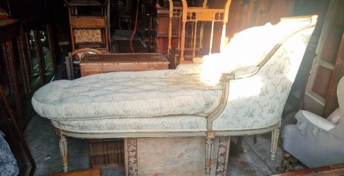 EARLY 20TH CENTURY GILT DECORATED DAY BED - ADDITIONAL PHOTO 15