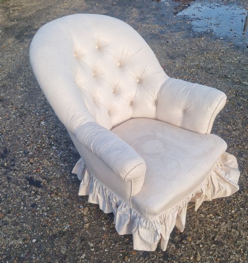 VICTORIAN ROSEWOOD BUTTON BACK UPHOLSTERED ARMCHAIR - ADDITIONAL PHOTO 5