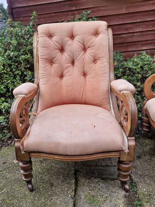 PAIR OF VICTORIAN MAHOGANY UPHOLSTERED LIBRARY ARMCHAIRS - ADDITIONAL PHOTO 3