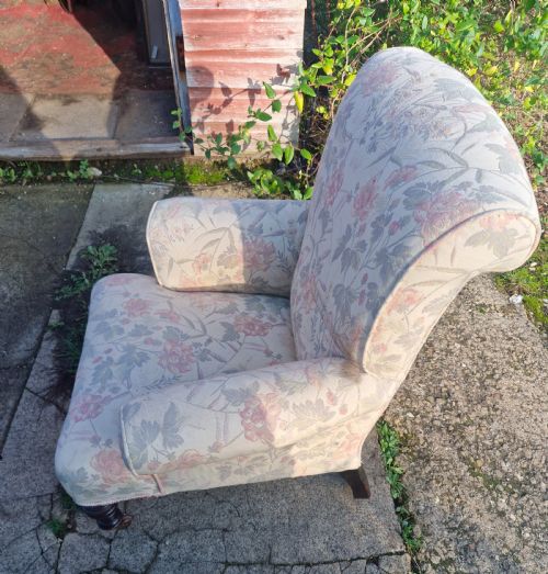 VICTORIAN UPHOLSTERED CHILD'S ARMCHAIR - ADDITIONAL PHOTO 1