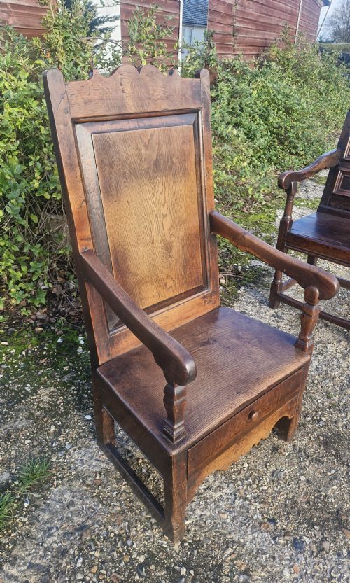 18TH CENTURY OAK WAINSCOT ARMCHAIR - ADDITIONAL PHOTO 5