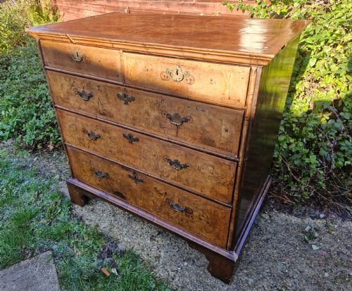 EARLY 18TH CENTURY WALNUT CHEST OF DRAWERS FOR RESTORATION - ADDITIONAL PHOTO 10