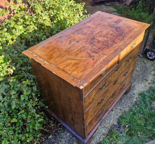 EARLY 18TH CENTURY WALNUT CHEST OF DRAWERS FOR RESTORATION - ADDITIONAL PHOTO 11