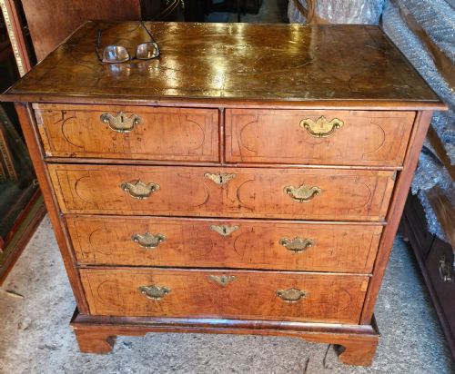 EARLY 18TH CENTURY WALNUT CHEST OF DRAWERS FOR RESTORATION Q - ADDITIONAL PHOTO 1