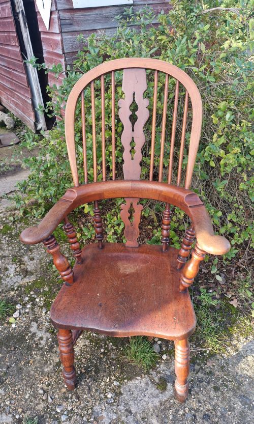 VICTORIAN WINDSOR ARMCHAIR WITH MAKERS STAMP - ADDITIONAL PHOTO 6