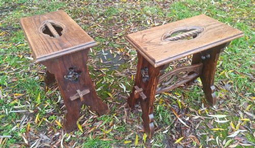 PAIR OF GOTHIC REVIVAL OAK TABLE STOOLS - ADDITIONAL PHOTO 4