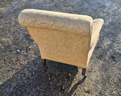 LATE VICTORIAN UPHOLSTERED ARMCHAIR IN THE STYLE OF HOWARD - ADDITIONAL PHOTO 3
