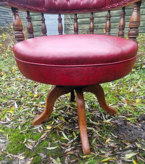 LATE VICTORIAN OAK UPHOLSTERED REVOLVING DESK ARMCHAIR - ADDITIONAL PHOTO 4