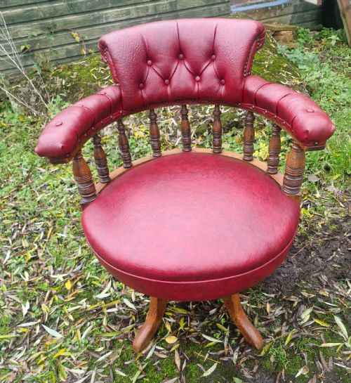 LATE VICTORIAN OAK UPHOLSTERED REVOLVING DESK ARMCHAIR - ADDITIONAL PHOTO 6