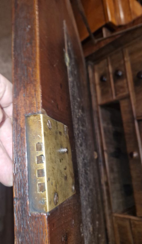 EARLY 18TH CENTURY WALNUT ESCRITOIRE - ADDITIONAL PHOTO 2