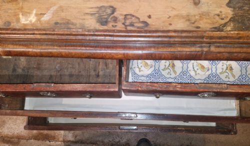 EARLY 18TH CENTURY WALNUT ESCRITOIRE - ADDITIONAL PHOTO 26