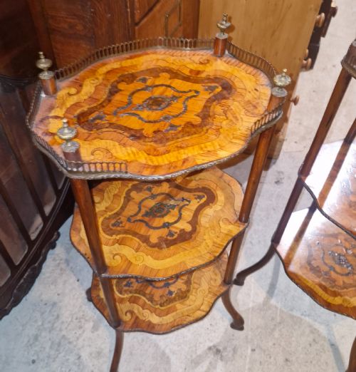 PAIR OF LATE 19TH CENTURY MARQUETRY ETAGERES - ADDITIONAL PHOTO 4