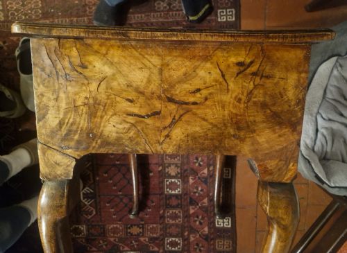 MID 18TH CENTURY GEORGIAN WALNUT 3 DRAWER LOWBOY - ADDITIONAL PHOTO 7
