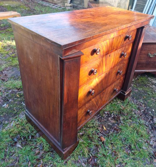 REGENCY MAHOGANY CHEST OF DRAWERS - ADDITIONAL PHOTO 2