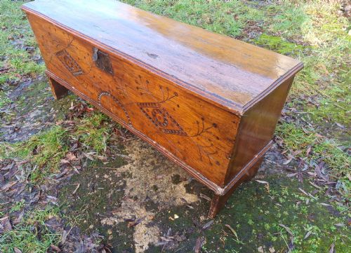 18TH CENTURY DATED ELM CHEST - ADDITIONAL PHOTO 7