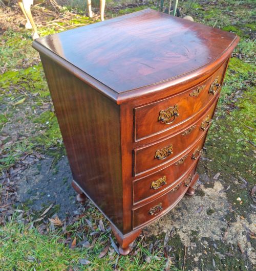 EARLY 20TH CENTURY SMALL MAHOGANY CHEST OF DRAWERS - ADDITIONAL PHOTO 4