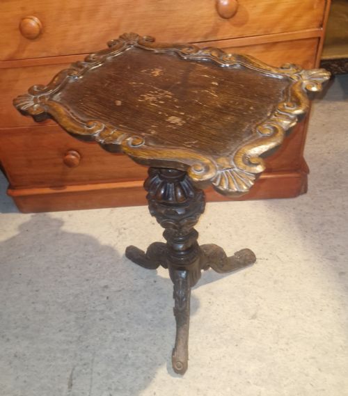 LATE VICTORIAN OAK OCCASIONAL TABLE WITH GILLOWS STYLE TOP - ADDITIONAL PHOTO 2