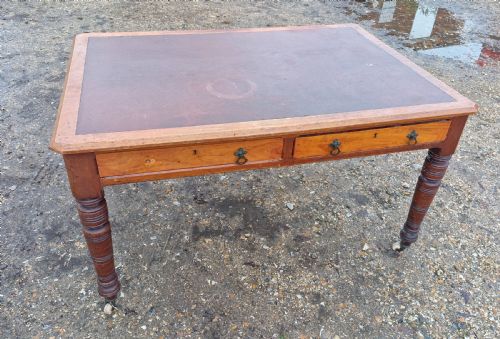 LATE VICTORIAN 4 DRAWER WALNUT PARTNERS WRITING TABLE - ADDITIONAL PHOTO 5