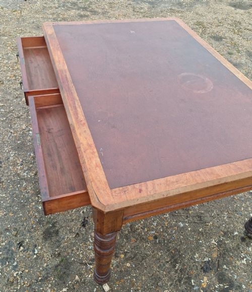 LATE VICTORIAN 4 DRAWER WALNUT PARTNERS WRITING TABLE - ADDITIONAL PHOTO 7
