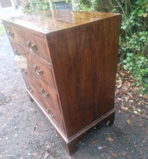 EARLY 19TH CENTURY MAHOGANY CHEST OF 4 DRAWERS - ADDITIONAL PHOTO 5