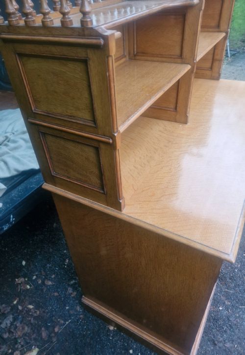 GOOD AND VERY USEFUL VICTORIAN GOLDEN OAK 2 DOOR CABINET - ADDITIONAL PHOTO 18