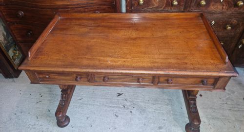 EARLY VICTORIAN MAHOGANY 3 DRAWER WRITING TABLE - ADDITIONAL PHOTO 8