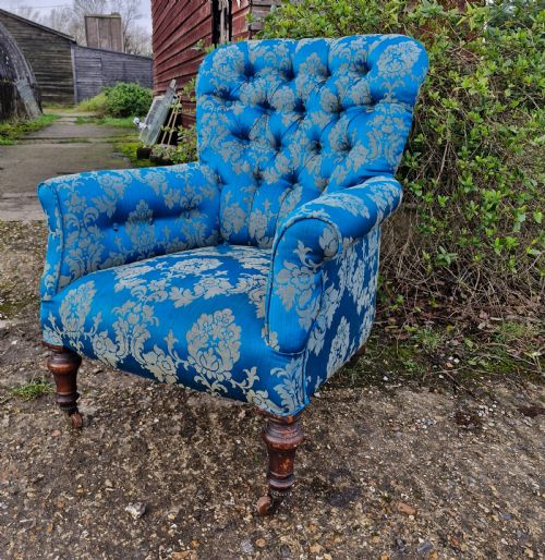 VICTORIAN BUTTON BACK UPHOLSTERED ARMCHAIR - ADDITIONAL PHOTO 1