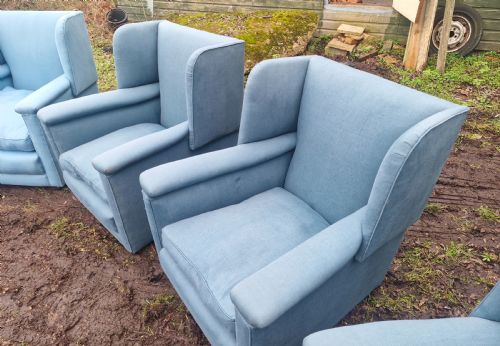 SET OF 4 WELL MADE COUNTRY HOUSE UPHOLSTERED ARMCHAIRS - ADDITIONAL PHOTO 2