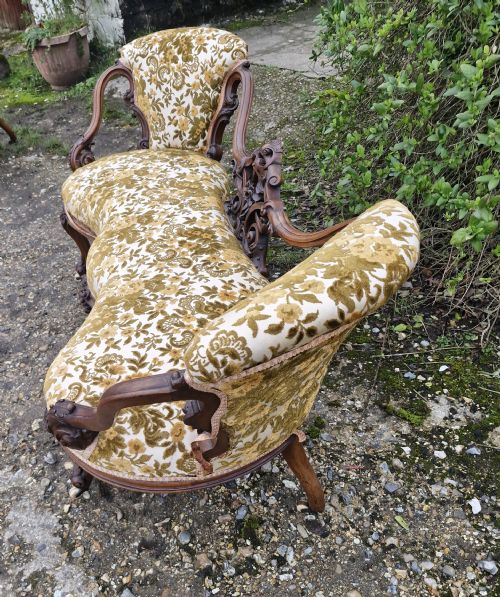 VICTORIAN CARVED WALNUT CONVERSATION SEAT - ADDITIONAL PHOTO 11