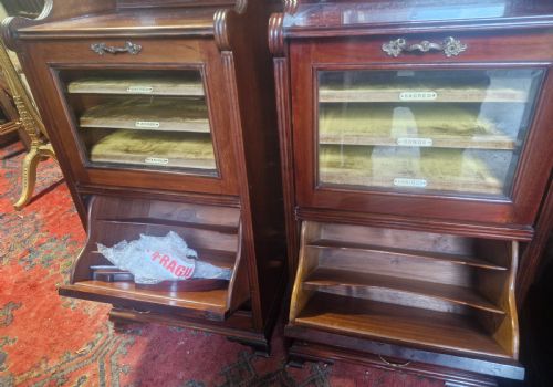 PAIR OF LATE VICTORIAN MAHOGANY MUSIC CABINETS - ADDITIONAL PHOTO 3