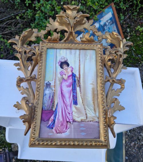 LATE 19TH CENTURY PAINTED PORCELAIN PLAQUE WITHIN A CARVED FRAME SIGNED - ADDITIONAL PHOTO 2