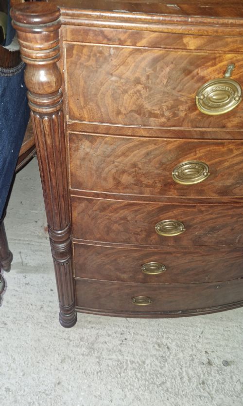 REGENCY MAHOGANY BOW FRONT CHEST OF DRAWERS - ADDITIONAL PHOTO 4
