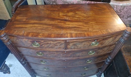REGENCY MAHOGANY BOW FRONT CHEST OF DRAWERS - ADDITIONAL PHOTO 5