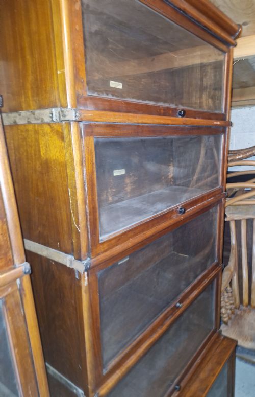 PAIR OF GLOBE WERNICKE BOOKCASE CABINETS OF GOOD SIZE - ADDITIONAL PHOTO 2