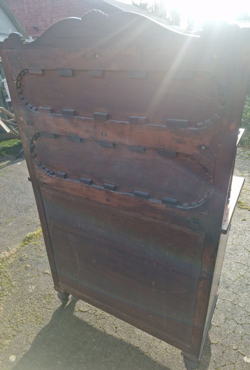 REGENCY MAHOGANY SIDE CABINET - ADDITIONAL PHOTO 1