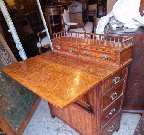 UNUSUAL VICTORIAN OAK DAVENPORT STYLE WRITING DESK - ADDITIONAL PHOTO 4