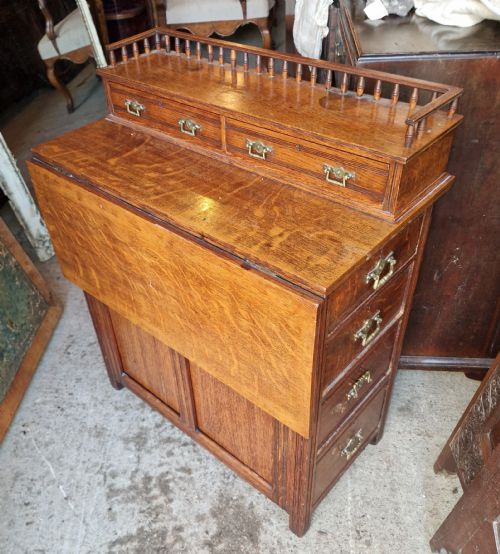 UNUSUAL VICTORIAN OAK DAVENPORT STYLE WRITING DESK - ADDITIONAL PHOTO 5