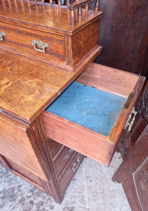 UNUSUAL VICTORIAN OAK DAVENPORT STYLE WRITING DESK - ADDITIONAL PHOTO 7
