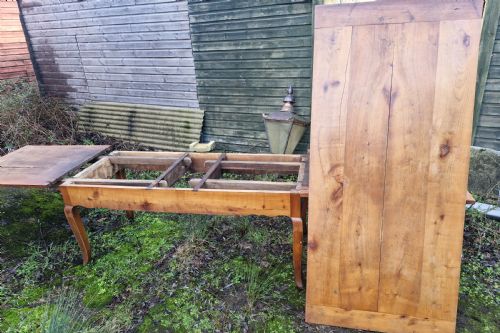 LARGE FRENCH FARMHOUSE KITCHEN EXTENDING DINING TABLE - ADDITIONAL PHOTO 6