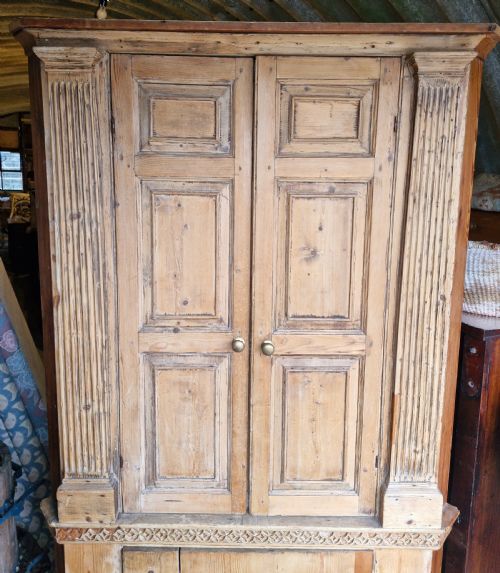 PINE COUNTRY HOUSE CORNER CUPBOARD - ADDITIONAL PHOTO 6
