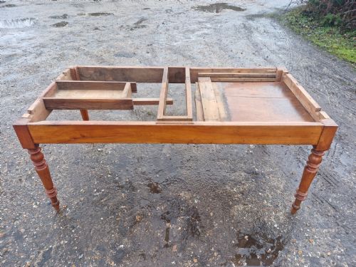 LARGE FRENCH EXTENDING KITCHEN DINING TABLE - ADDITIONAL PHOTO 9