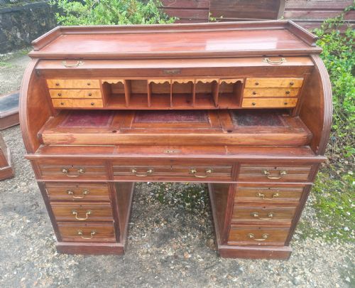VICTORIAN CYLINDER ROLL TOP PEDESTAL DESK - ADDITIONAL PHOTO 3