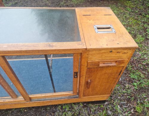 OAK SHOP CABINET COMPLETE WITH TILL AND WORKING BELL - ADDITIONAL PHOTO 10
