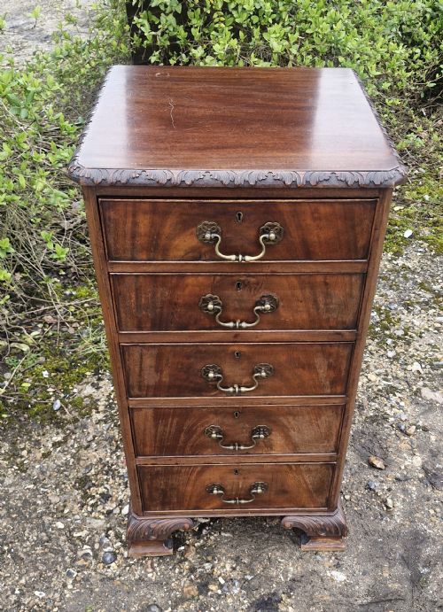 late victorian narrow mahogany chest of drawers with hobbs locks - CATEGORY: ANTIQUE CHEST OF DRAWERS - DATED 1900